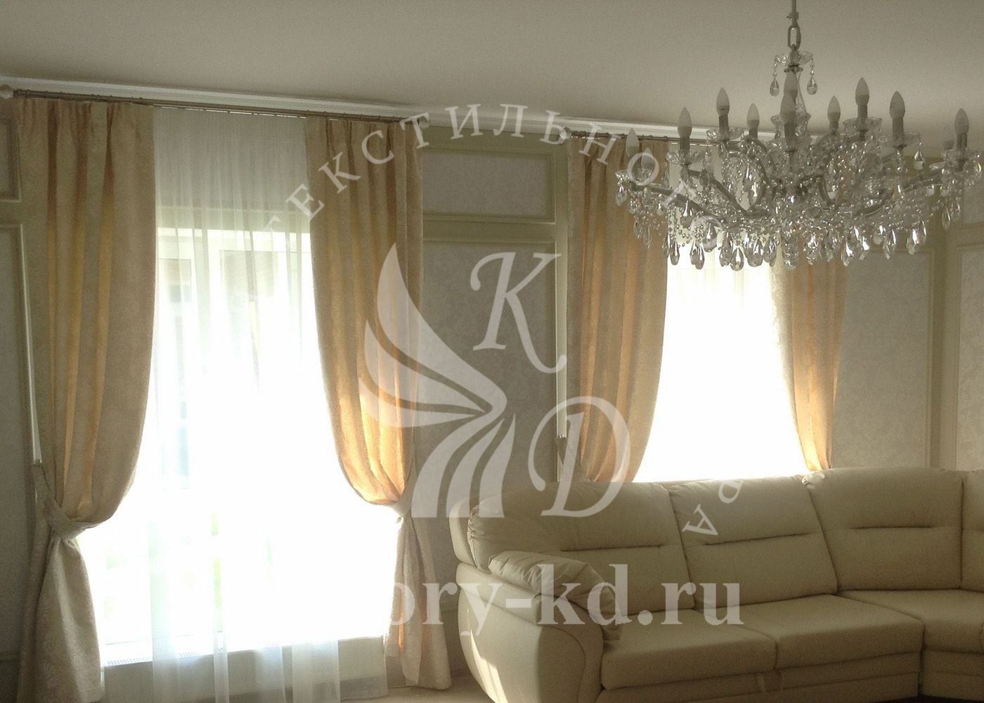 Дизайн и пошив штор в гостиную на заказ в Москве и Московской области