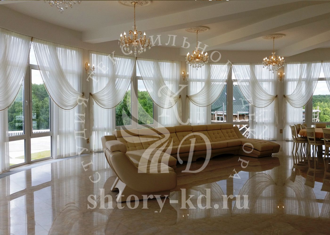 Дизайн и пошив штор в гостиную на заказ в Москве и Московской области