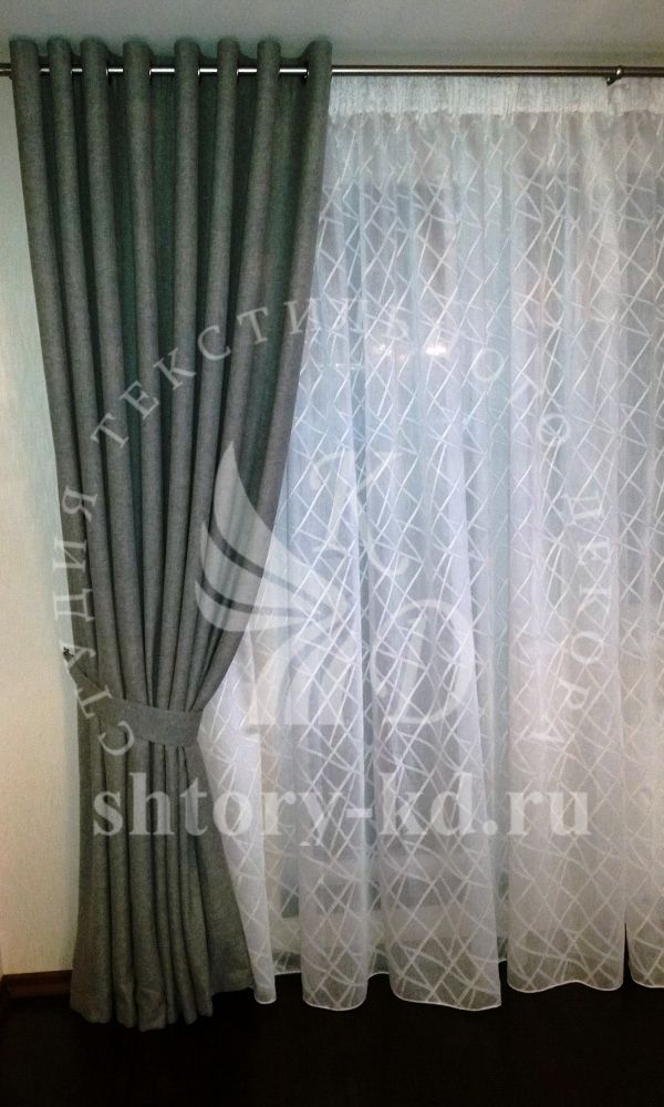 Дизайн и пошив штор в гостиную на заказ в Москве и Московской области