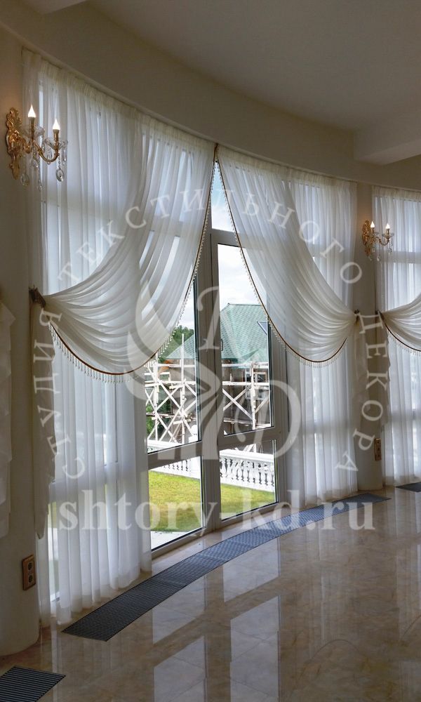 Дизайн и пошив штор в гостиную на заказ в Москве и Московской области